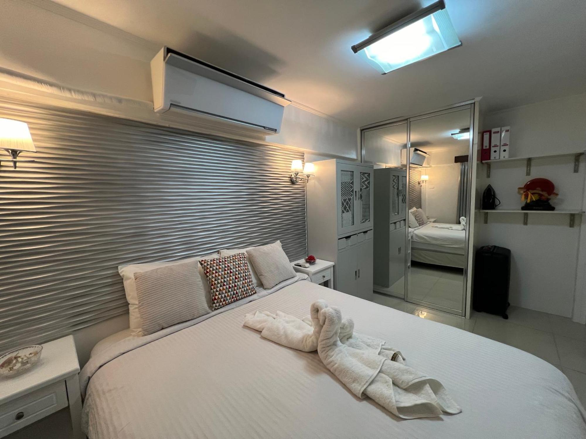 Stunning 2Br Apt, 65 Sq M Netflix At Rosewood Pointe Residences Near Bgc Manila Exterior foto