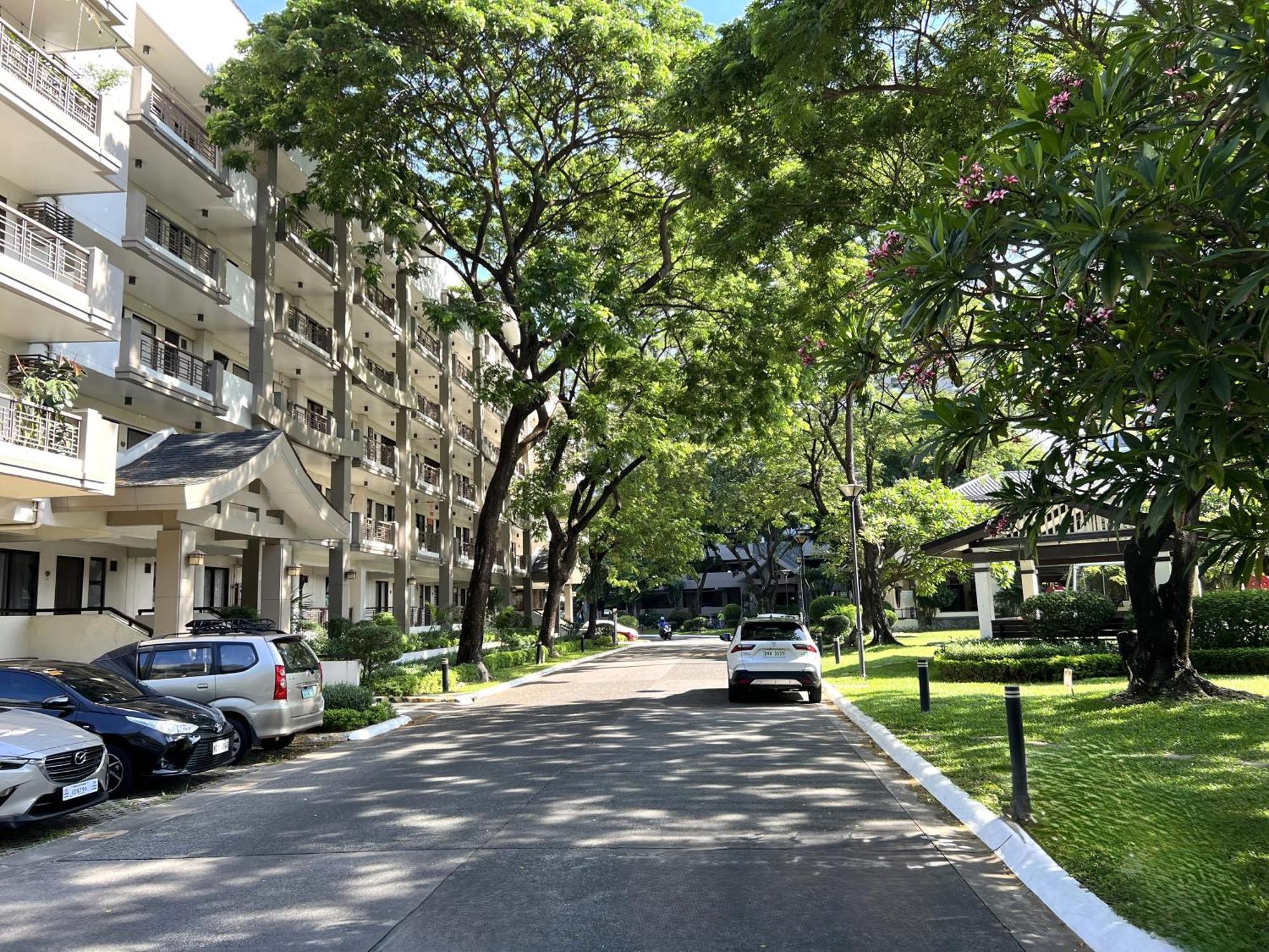 Stunning 2Br Apt, 65 Sq M Netflix At Rosewood Pointe Residences Near Bgc Manila Exterior foto
