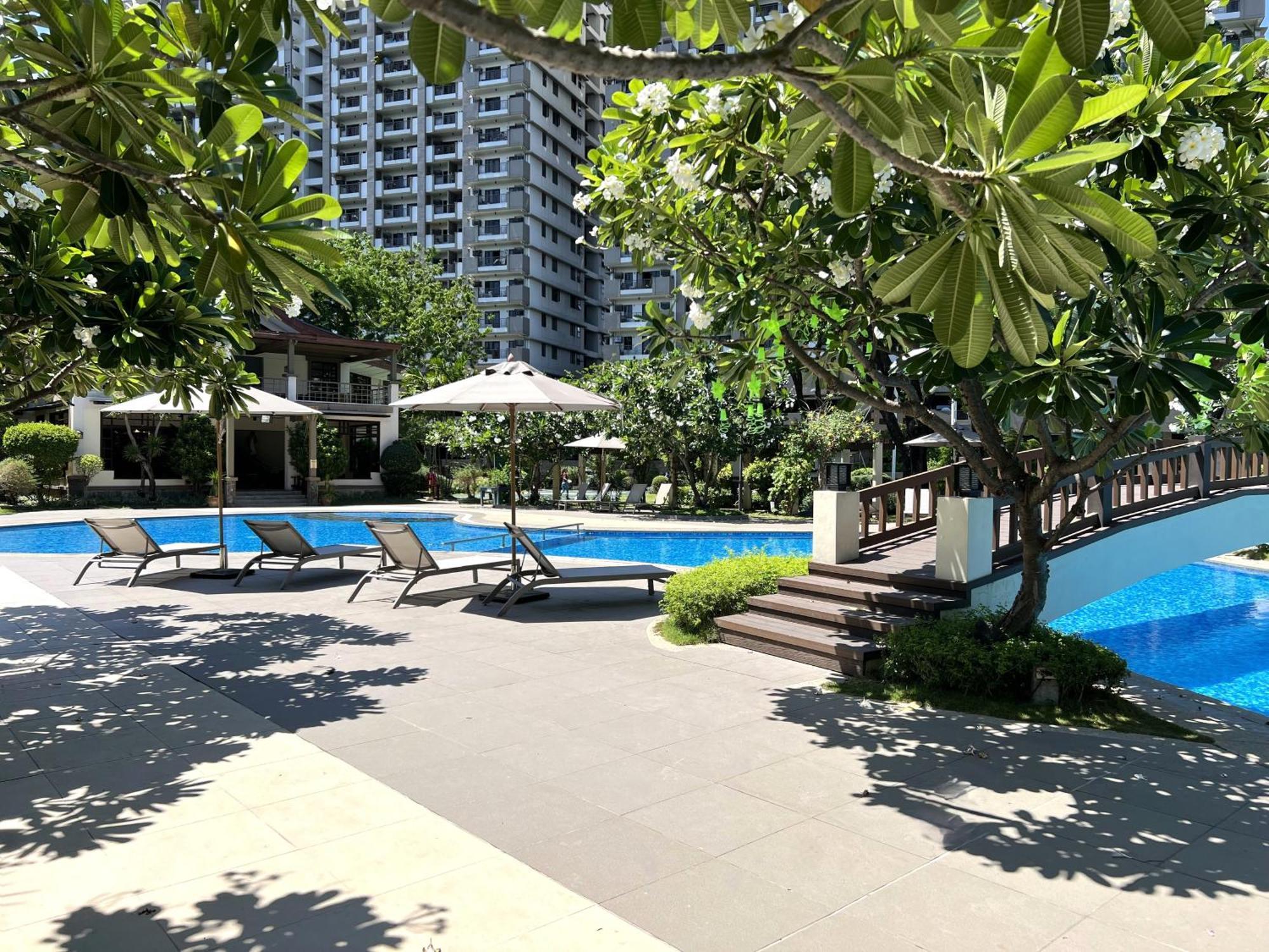 Stunning 2Br Apt, 65 Sq M Netflix At Rosewood Pointe Residences Near Bgc Manila Exterior foto